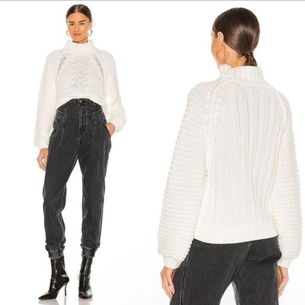 Free People Sweetheart Mock Neck‎ Sweater Size XS